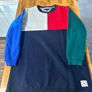 Women’s Tommy Hilifiger Color Block Long Sweatshirt Size Medium